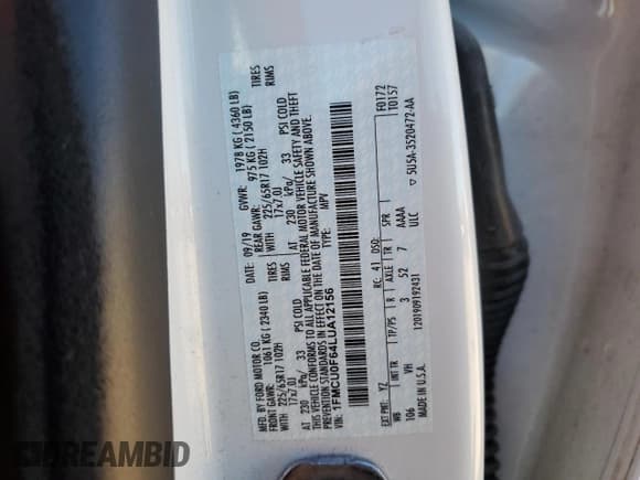 ✅ 2020 Ford Escape S • VIN: 1FMCU0F64LUA12156 • Лот: 87213765. Опубликован ранее на Copart с пробегом 114 792 миль. Бесплатный доступ к архиву аукционных продаж из США и подробный отчёт об истории автомобиля на DreamBid. Изображение 13.