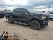 ✅ 2022 Chevrolet Silverado 1500 LT Trail Boss • VIN: 3GCUDFET1NG646193 • Lot: 62421255. Wystawiony na Copart z przebiegiem 32 343 mil. Bezpłatny archiwum sprzedaży aukcyjnych z USA i szczegółowy raport historii pojazdu na DreamBid. Zdjęcie 4.