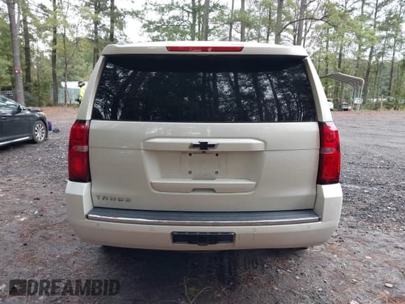 ✅ 2015 Chevrolet Tahoe LTZ • VIN: 1GNSKCKC2FR169461 • Lot: 43446307. Listed on IAAI with 237,568 mi. Free auction sales archive from the USA and detailed vehicle history report at DreamBid. Image 16.
