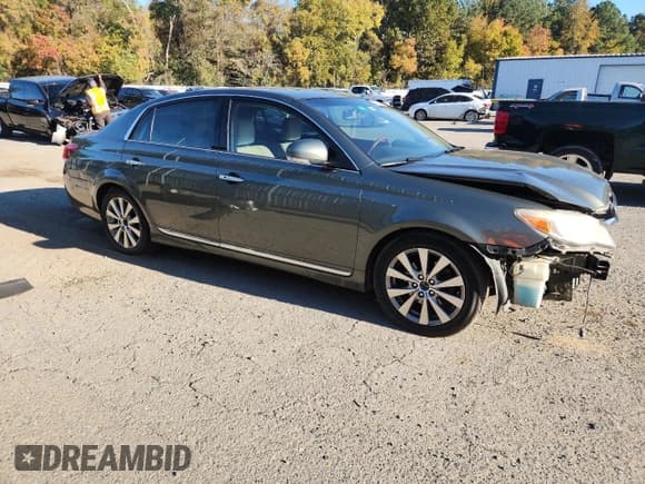 ✅ 2011 Toyota Avalon • VIN: 4T1BK3DB7BU406834 • Lot: 92078295. Wystawiony na Copart z przebiegiem 209 738 mil. Bezpłatny archiwum sprzedaży aukcyjnych z USA i szczegółowy raport historii pojazdu na DreamBid. Zdjęcie 4.