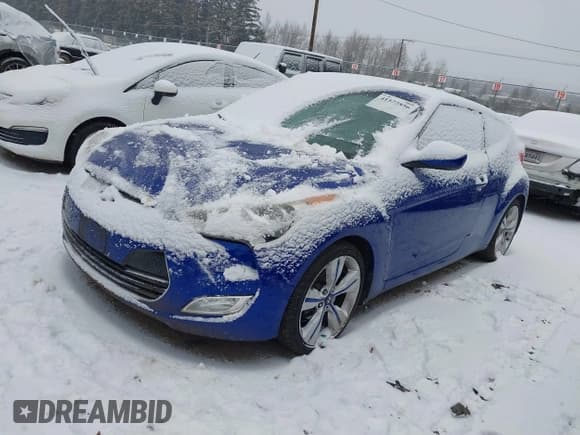 ✅ 2014 Hyundai Veloster • VIN: KMHTC6AD0EU186563 • Lot: 41572856. Wystawiony na IAAI z przebiegiem 156 227 mil. Bezpłatny archiwum sprzedaży aukcyjnych z USA i szczegółowy raport historii pojazdu na DreamBid. Zdjęcie 2.