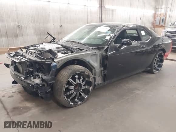 2019 Dodge Challenger SRT Hellcat Redeye Widebody z VIN 2C3CDZL97KH694866, wystawiony jako IAAI lot #43347716 z przebiegiem Nie podano mil oraz . Historia ofert i sprzedaży dostępna na DreamBid. Obrazek 2.