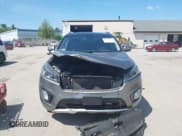 ✅ 2017 Kia Sorento SX • VIN: 5XYPKDA56HG242677 • Lot: 42244093. Listed on IAAI with 98,644 mi. Free auction sales archive from the USA and detailed vehicle history report at DreamBid. Image 12.