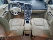 ✅ 2016 Volvo XC60 T5 Platinum • VIN: YV4612RM1G2818938 • Лот: 96174005. Опубликован ранее на Copart с пробегом 132 758 миль. Бесплатный доступ к архиву аукционных продаж из США и подробный отчёт об истории автомобиля на DreamBid. Изображение 8.