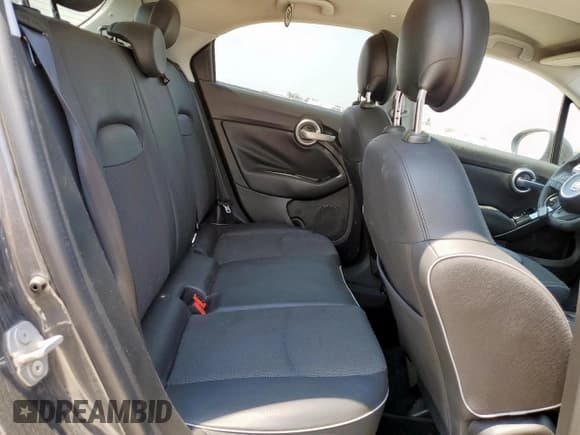 ✅ 2018 FIAT 500X Urbana Edition • VIN: ZFBCFXCBXJP667378 • Lot: 56456935. Listed on Copart with 61,402 mi. Free auction sales archive from the USA and detailed vehicle history report at DreamBid. Image 10.