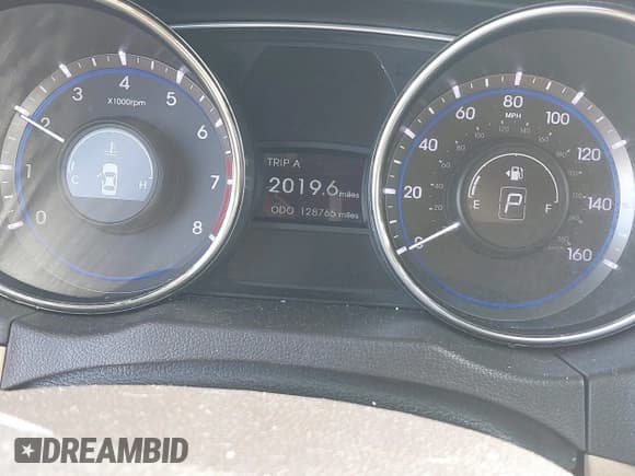 ✅ 2011 Hyundai Sonata GLS • VIN: 5NPEB4AC8BH025718 • Lot: 43677267. Wystawiony na IAAI z przebiegiem 128 765 mil. Bezpłatny archiwum sprzedaży aukcyjnych z USA i szczegółowy raport historii pojazdu na DreamBid. Zdjęcie 7.