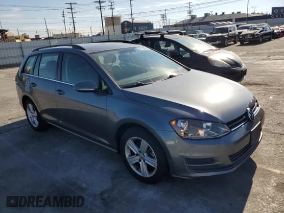 ✅ 2015 Volkswagen Golf SE • VIN: 3VWCA7AU3FM509748 • Lot: 91234205. Listed on Copart with 50,600 mi. Free auction sales archive from the USA and detailed vehicle history report at DreamBid. Image 4.