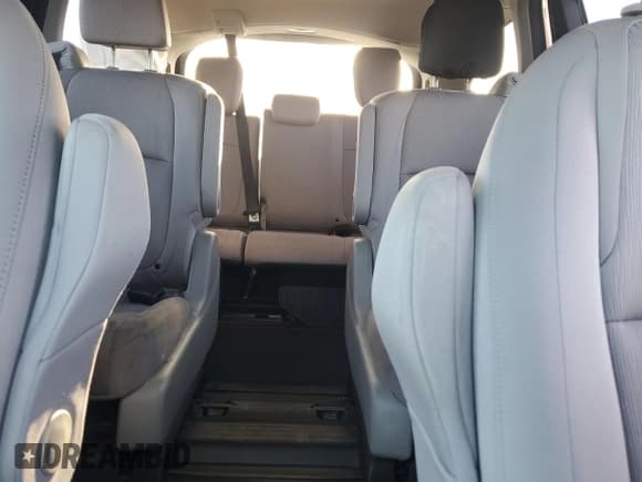 ✅ 2019 Honda Odyssey EX • VIN: 5FNRL6H56KB023837 • Lot: 82291305. Listed on Copart with 134,386 mi. Free auction sales archive from the USA and detailed vehicle history report at DreamBid. Image 10.