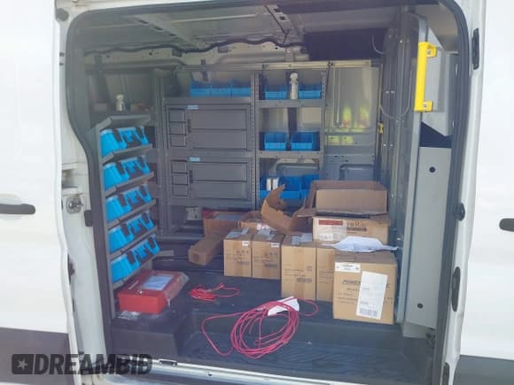 ✅ 2020 Ford Transit Cargo • VIN: 1FTYE1Y89LKA70075 • Lot: 42797915. Wystawiony na IAAI z przebiegiem 87 732 mil. Bezpłatny archiwum sprzedaży aukcyjnych z USA i szczegółowy raport historii pojazdu na DreamBid. Zdjęcie 8.