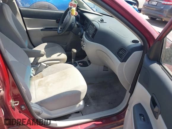 ✅ 2007 Hyundai Accent GLS • VIN: KMHCN46C17U090149 • Лот: 42990574. Опубликован ранее на IAAI с пробегом 124 085 миль. Бесплатный доступ к архиву аукционных продаж из США и подробный отчёт об истории автомобиля на DreamBid. Изображение 5.