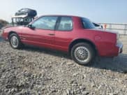 ✅ 1987 Oldsmobile Toronado • VIN: 1G3EZ1134HU308058 • Lot: 71824705. Wystawiony na Copart z przebiegiem 48 163 mil. Bezpłatny archiwum sprzedaży aukcyjnych z USA i szczegółowy raport historii pojazdu na DreamBid. Zdjęcie 2.