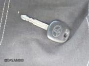 ✅ 2010 Toyota Tundra • VIN: 5TFEY5F18AX081754 • Lot: 41924616. Wystawiony na IAAI z przebiegiem 274 507 mil. Bezpłatny archiwum sprzedaży aukcyjnych z USA i szczegółowy raport historii pojazdu na DreamBid. Zdjęcie 11.