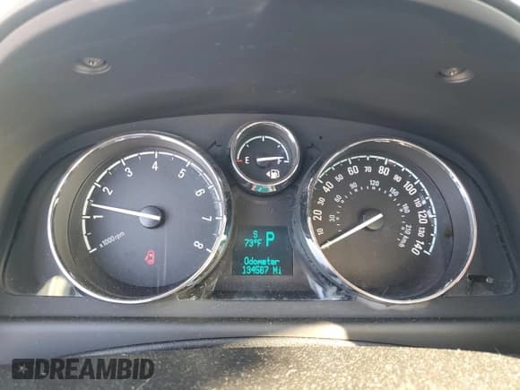 ✅ 2015 Chevrolet Captiva Sport LT • VIN: 3GNAL3EKXFS502546 • Lot: 47309935. Wystawiony na Copart z przebiegiem 134 567 mil. Bezpłatny archiwum sprzedaży aukcyjnych z USA i szczegółowy raport historii pojazdu na DreamBid. Zdjęcie 9.