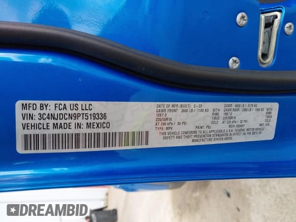 ✅ 2023 Jeep Compass Limited • VIN: 3C4NJDCN9PT519336 • Lot: 41978460. Wystawiony na IAAI z przebiegiem 35 272 mil. Bezpłatny archiwum sprzedaży aukcyjnych z USA i szczegółowy raport historii pojazdu na DreamBid. Zdjęcie 9.