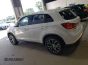 ✅ 2017 Mitsubishi Outlander SE • VIN: JA4AR3AW6HZ026912 • Лот: 70325695. Опубликован ранее на Copart с пробегом 120 751 миль. Бесплатный доступ к архиву аукционных продаж из США и подробный отчёт об истории автомобиля на DreamBid. Изображение 2.