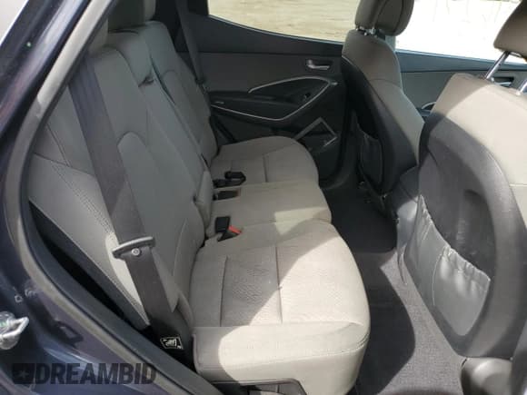 ✅ 2016 Hyundai Santa Fe • VIN: 5XYZUDLB4GG316683 • Лот: 44289374. Опубликован ранее на Copart с пробегом 96 271 миль. Бесплатный доступ к архиву аукционных продаж из США и подробный отчёт об истории автомобиля на DreamBid. Изображение 11.