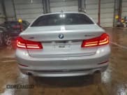 ✅ 2018 BMW 5 Series 530i xDrive • VIN: WBAJA7C58JWA73357 • Лот: 95012815. Опубликован ранее на Copart с пробегом 82 431 миль. Бесплатный доступ к архиву аукционных продаж из США и подробный отчёт об истории автомобиля на DreamBid. Изображение 6.