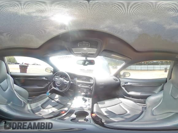 ✅ 2013 Audi RS 5 • VIN: WUAC6AFR1DA902733 • Lot: 68213465. Listed on Copart with 33,989 mi. Free auction sales archive from the USA and detailed vehicle history report at DreamBid. Image 14.