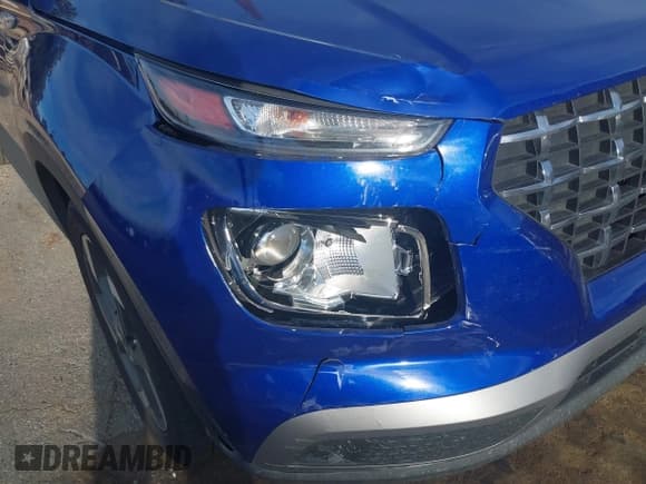 ✅ 2023 Hyundai Venue SEL • VIN: KMHRC8A32PU240185 • Lot: 41468823. Listed on IAAI with 33,420 mi. Free auction sales archive from the USA and detailed vehicle history report at DreamBid. Image 18.