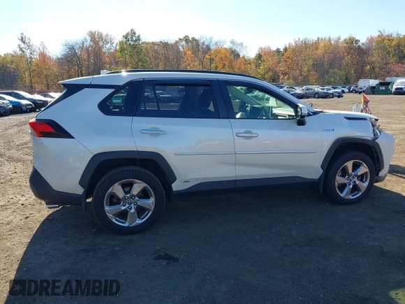 ✅ 2019 Toyota RAV4 Hybrid Limited • VIN: JTMDWRFV2KD013576 • Lot: 43543363. Wystawiony na IAAI z przebiegiem 93 125 mil. Bezpłatny archiwum sprzedaży aukcyjnych z USA i szczegółowy raport historii pojazdu na DreamBid. Zdjęcie 18.