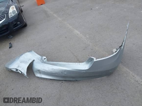 2016 Toyota Camry SE z VIN 4T1BF1FK3GU128947, wystawiony jako IAAI lot #43441717 z przebiegiem 135 744 mil mil oraz . Historia ofert i sprzedaży dostępna na DreamBid. Obrazek 12.