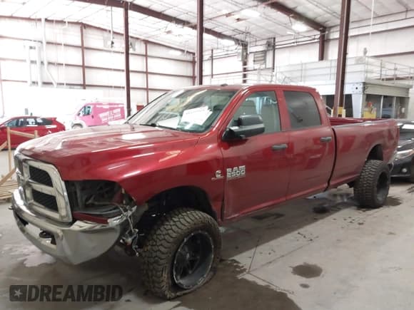 ✅ 2015 Ram 2500 Tradesman • VIN: 3C6UR5HL4FG528090 • Lot: 41372919. Listed on IAAI with 131,249 mi. Free auction sales archive from the USA and detailed vehicle history report at DreamBid. Image 18.