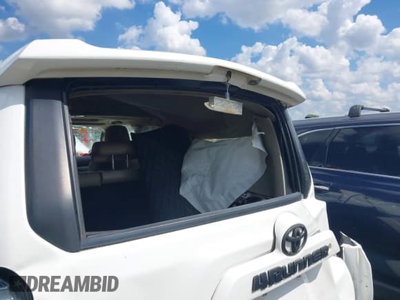 ✅ 2016 Toyota 4Runner SR5 • VIN: JTEZU5JR9G5128042 • Lot: 43267520. Wystawiony na IAAI z przebiegiem Nie podano. Bezpłatny archiwum sprzedaży aukcyjnych z USA i szczegółowy raport historii pojazdu na DreamBid. Zdjęcie 19.