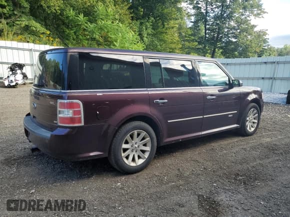 ✅ 2011 Ford Flex SEL • VIN: 2FMHK6CC0BBD12418 • Lot: 70412325. Wystawiony na Copart z przebiegiem 167 597 mil. Bezpłatny archiwum sprzedaży aukcyjnych z USA i szczegółowy raport historii pojazdu na DreamBid. Zdjęcie 3.
