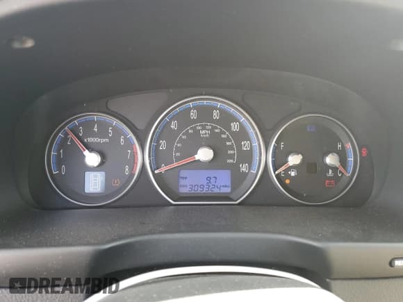 ✅ 2008 Hyundai Santa Fe SE • VIN: 5NMSH13E58H201466 • Lot: 80006684. Listed on Copart with 309,321 mi. Free auction sales archive from the USA and detailed vehicle history report at DreamBid. Image 9.