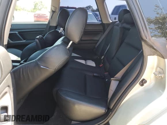 ✅ 2005 Subaru Legacy Outback XT Limited • VIN: 4S4BP67C454369673 • Лот: 80794025. Опубликован ранее на Copart с пробегом 88 528 миль. Бесплатный доступ к архиву аукционных продаж из США и подробный отчёт об истории автомобиля на DreamBid. Изображение 11.