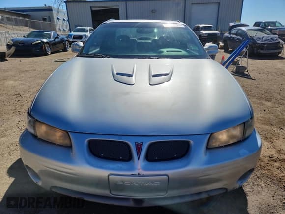 ✅ 2000 Pontiac Grand Prix GTP • VIN: 1G2WR1217YF251378 • Lot: 89817315. Listed on Copart with 154,902 mi. Free auction sales archive from the USA and detailed vehicle history report at DreamBid. Image 5.