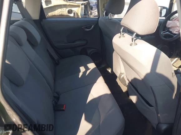 ✅ 2013 Honda Fit • VIN: JHMGE8H33DC029945 • Lot: 42938221. Listed on IAAI with 181,390 mi. Free auction sales archive from the USA and detailed vehicle history report at DreamBid. Image 8.