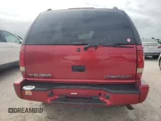 2000 Chevrolet Blazer LT z VIN 1GNCS13W6Y2377646, wystawiony jako Copart lot #75268974 z przebiegiem Nie podano mil oraz Nie do naprawy • Non repairable. Historia ofert i sprzedaży dostępna na DreamBid. Obrazek 6.