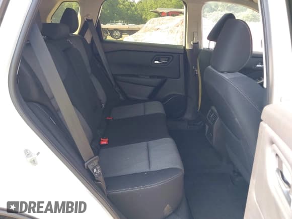 ✅ 2025 Nissan Rogue SV • VIN: JN8BT3BB1SW144743 • Lot: 42755863. Listed on IAAI with 5,706 mi. Free auction sales archive from the USA and detailed vehicle history report at DreamBid. Image 8.