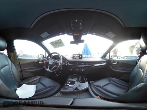 ✅ 2019 Audi Q7 Premium • VIN: WA1AAAF77KD000983 • Лот: 41569249. Опубликован ранее на IAAI с пробегом 41 086 миль. Бесплатный доступ к архиву аукционных продаж из США и подробный отчёт об истории автомобиля на DreamBid. Изображение 18.