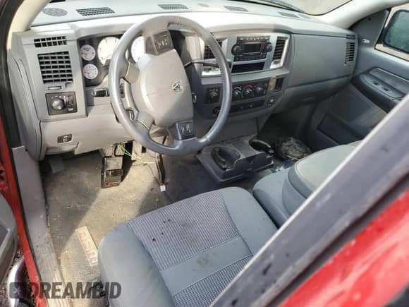 2007 Dodge 3500 SLT с VIN 3D7MX48A07G830510, выставлен на аукционе Copart как лот 86783395 с пробегом Не указан миль и Чистый • Clean title. История ставок и продаж доступна на DreamBid. Изображение 8.