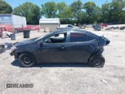 ✅ 2015 Toyota Corolla LE • VIN: 5YFBURHE8FP327729 • Лот: 42735063. Опубликован ранее на IAAI с пробегом 269 866 миль. Бесплатный доступ к архиву аукционных продаж из США и подробный отчёт об истории автомобиля на DreamBid. Изображение 15.