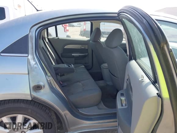 ✅ 2008 Chrysler Sebring LX • VIN: 1C3LC46K48N226744 • Lot: 43524982. Wystawiony na IAAI z przebiegiem 146 977 mil. Bezpłatny archiwum sprzedaży aukcyjnych z USA i szczegółowy raport historii pojazdu na DreamBid. Zdjęcie 8.