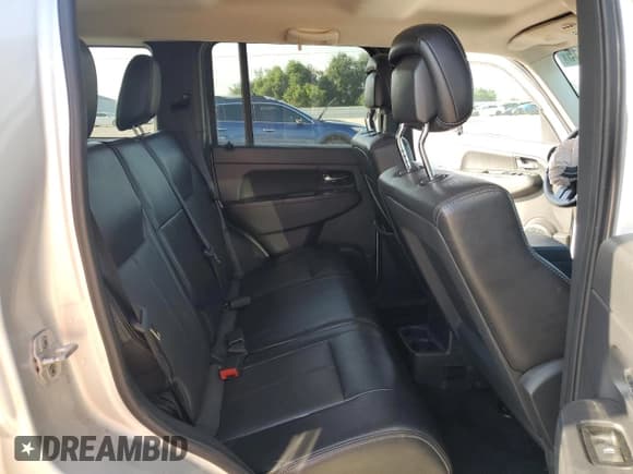 ✅ 2012 Jeep Liberty Sport Latitude • VIN: 1C4PJLAK5CW179327 • Лот: 56317415. Опубликован ранее на Copart с пробегом 132 645 миль. Бесплатный доступ к архиву аукционных продаж из США и подробный отчёт об истории автомобиля на DreamBid. Изображение 10.