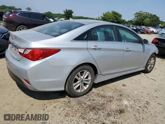 ✅ 2014 Hyundai Sonata GLS • VIN: 5NPEB4AC2EH887174 • Lot: 58747924. Listed on Copart with 92,070 mi. Free auction sales archive from the USA and detailed vehicle history report at DreamBid. Image 3.