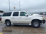 ✅ 2004 Cadillac Escalade ESV • VIN: 3GYFK66N14G313225 • Лот: 41433052. Опубликован ранее на IAAI с пробегом 239 233 миль. Бесплатный доступ к архиву аукционных продаж из США и подробный отчёт об истории автомобиля на DreamBid. Изображение 14.