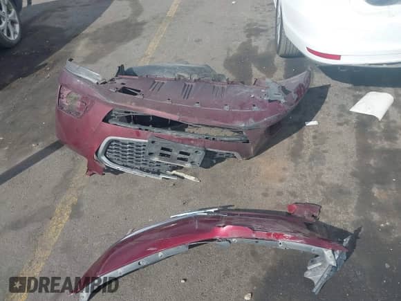 2015 Chevrolet Malibu LT z VIN 1G11C5SL6FF281154, wystawiony jako IAAI lot #43266898 z przebiegiem 164 798 mil mil oraz . Historia ofert i sprzedaży dostępna na DreamBid. Obrazek 12.