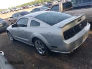 ✅ 2007 Ford Mustang GT Deluxe • VIN: 1ZVHT82H775235033 • Lot: 42090714. Listed on IAAI with 225,952 mi. Free auction sales archive from the USA and detailed vehicle history report at DreamBid. Image 3.