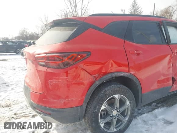 2023 Chevrolet Blazer LT с VIN 3GNKBCR46PS221042, выставлен на аукционе IAAI как лот 41549464 с пробегом 14 439 миль миль и . История ставок и продаж доступна на DreamBid. Изображение 6.