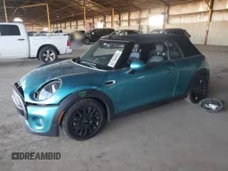 ✅ 2019 MINI Convertible Cooper • VIN: WMWWG5C53K3F79755 • Лот: 82166465. Опубликован ранее на Copart с пробегом 47 889 миль. Бесплатный доступ к архиву аукционных продаж из США и подробный отчёт об истории автомобиля на DreamBid. Изображение 1.