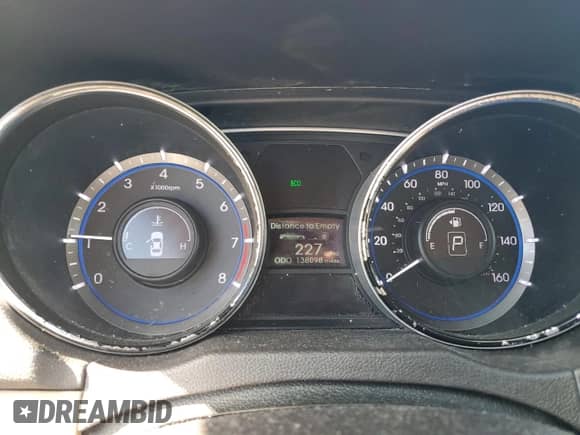 2013 Hyundai Sonata GLS z VIN 5NPEB4AC5DH763754, wystawiony jako Copart lot #89664975 z przebiegiem 138 098 mil mil oraz Szkoda całkowita • Salvage title. Historia ofert i sprzedaży dostępna na DreamBid. Obrazek 9.