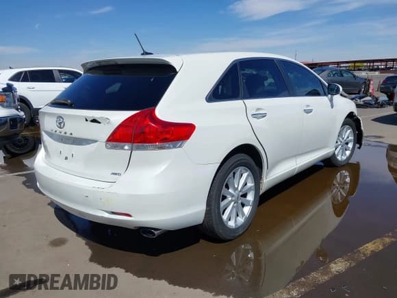 ✅ 2011 Toyota Venza • VIN: 4T3BA3BB0BU022732 • Lot: 42074336. Wystawiony na IAAI z przebiegiem 172 956 mil. Bezpłatny archiwum sprzedaży aukcyjnych z USA i szczegółowy raport historii pojazdu na DreamBid. Zdjęcie 4.