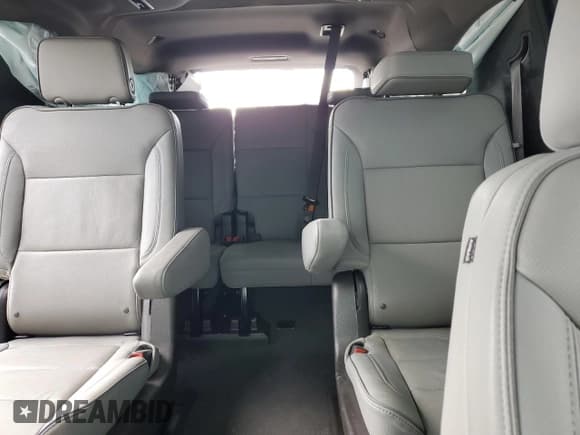 ✅ 2023 GMC Yukon XL SLT • VIN: 1GKS2GKT1PR409492 • Лот: 57826185. Опубликован ранее на Copart с пробегом 35 120 миль. Бесплатный доступ к архиву аукционных продаж из США и подробный отчёт об истории автомобиля на DreamBid. Изображение 10.