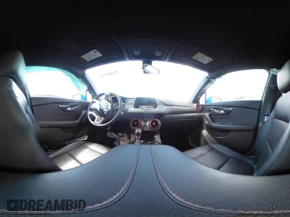 2020 Chevrolet Blazer RS z VIN 3GNKBERS0LS563316, wystawiony jako IAAI lot #42465418 z przebiegiem 63 756 mil mil oraz . Historia ofert i sprzedaży dostępna na DreamBid. Obrazek 19.