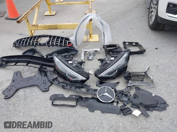 ✅ 2022 Mercedes-Benz SL 63 AMG • VIN: W1KVK8BB9NF010727 • Лот: 41664171. Опубликован ранее на IAAI с пробегом 4 593 миль. Бесплатный доступ к архиву аукционных продаж из США и подробный отчёт об истории автомобиля на DreamBid. Изображение 12.